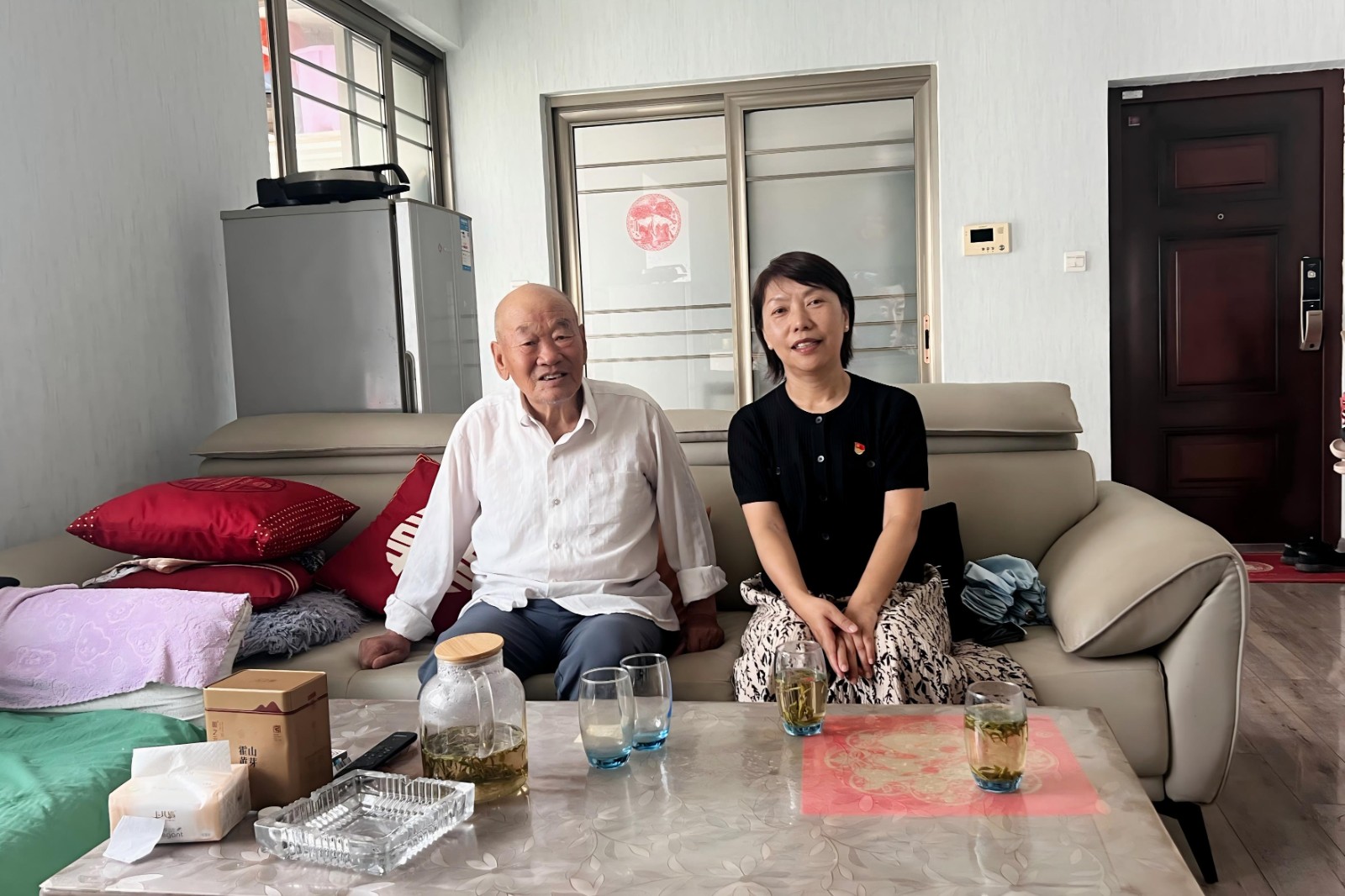 张瑾带队.jpg