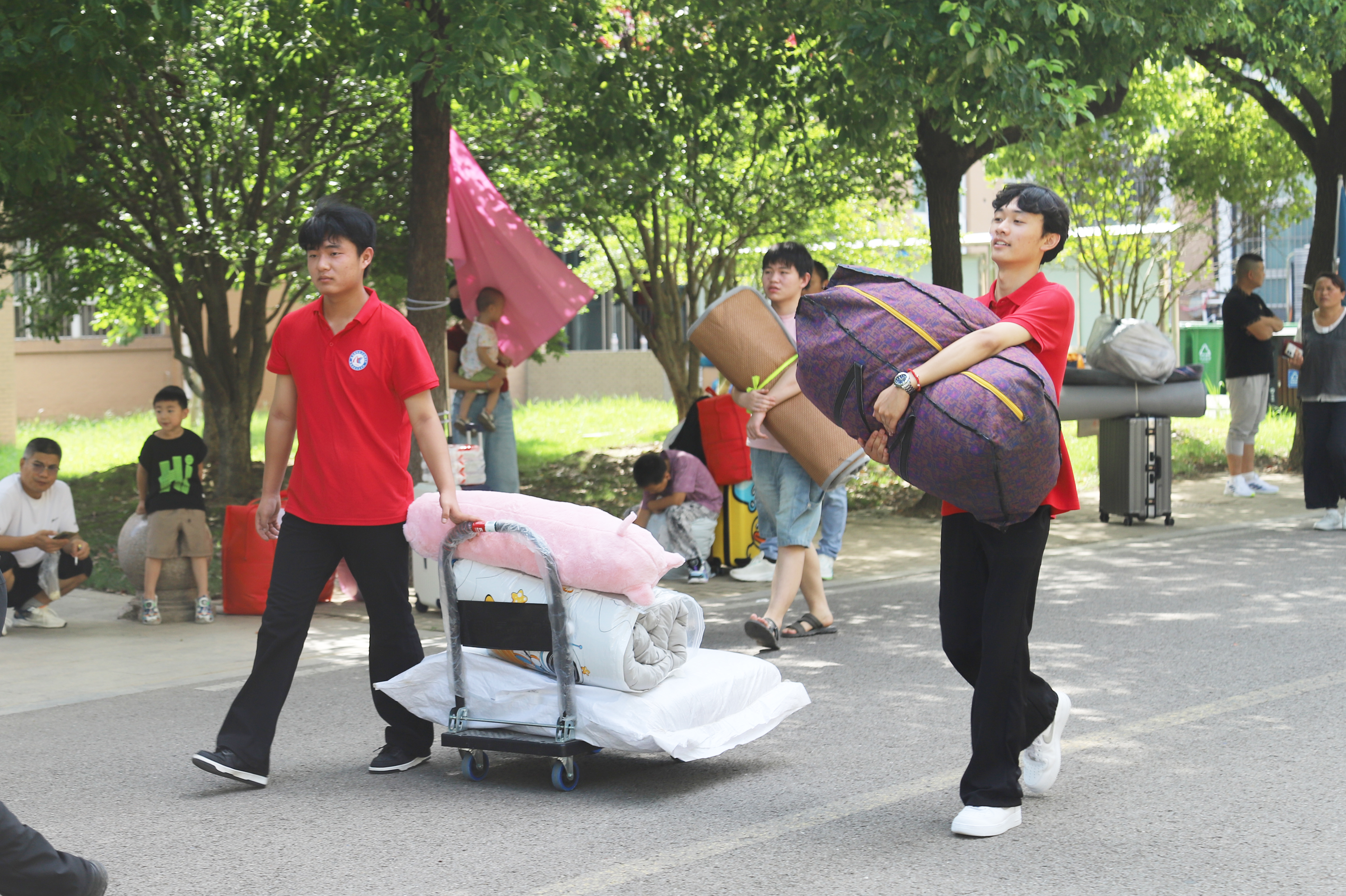 志愿者-1.JPG