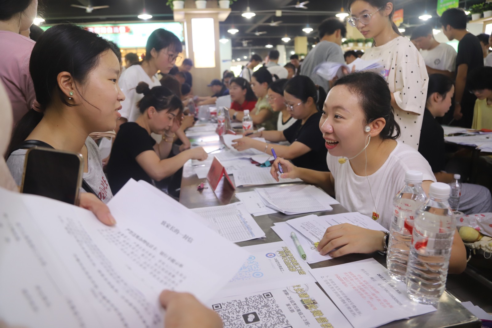报道现场-3.JPG