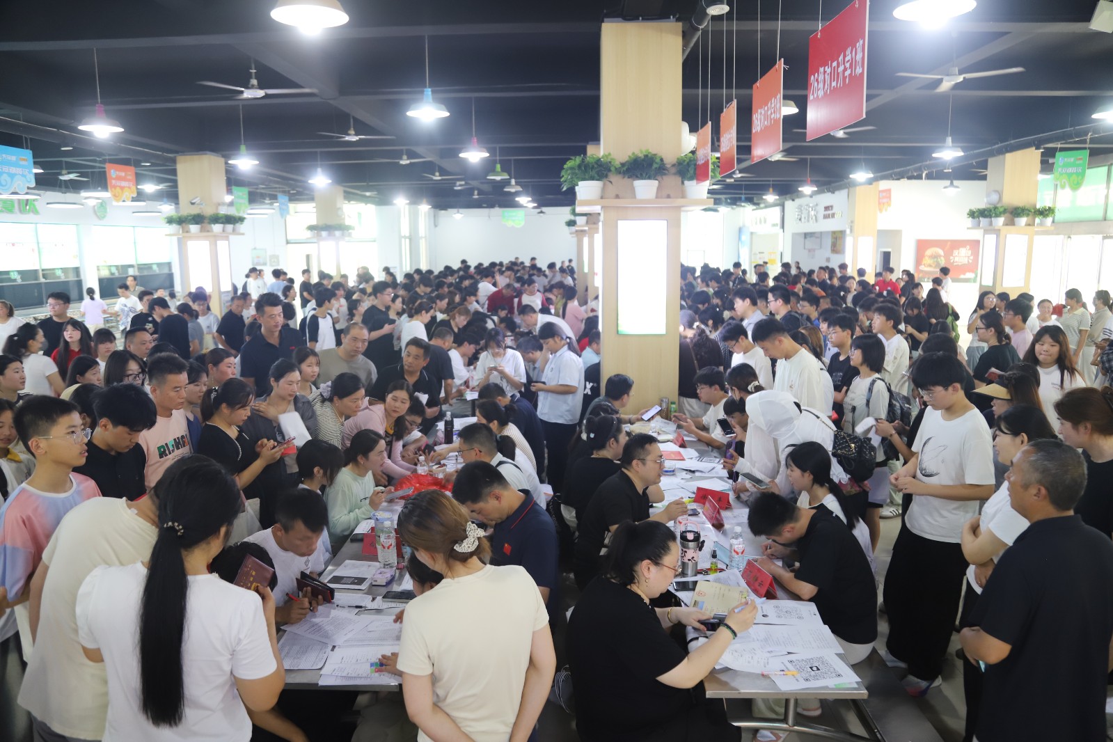 报道现场-1.JPG